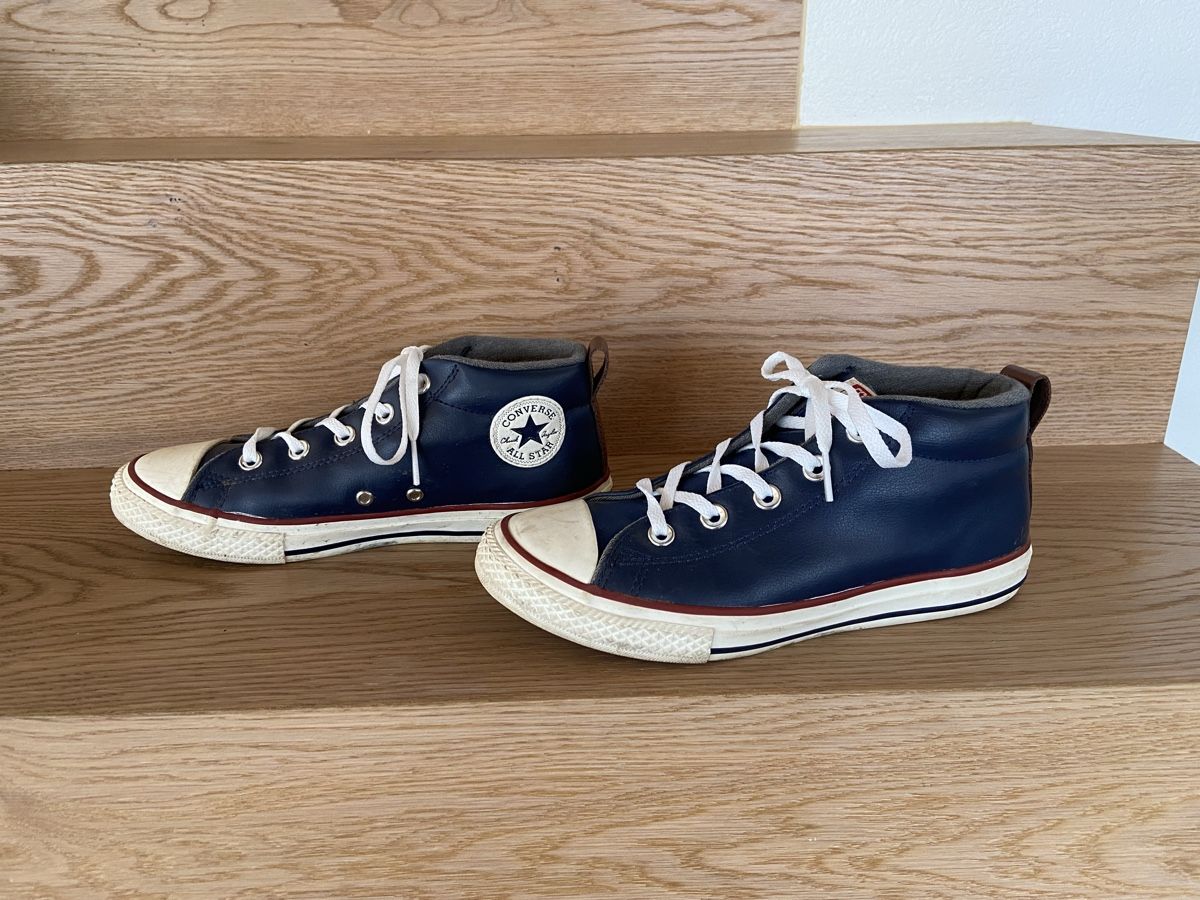 Chaussures hommes: Schuhe CONVERSE All Star Gr. 36 – D'occasion à Lützelflüh-Goldb par N.H. 1