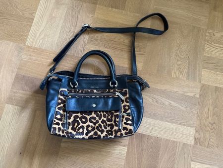 Karen Millen Handtasche, Leder, Top Zustand, Leopard