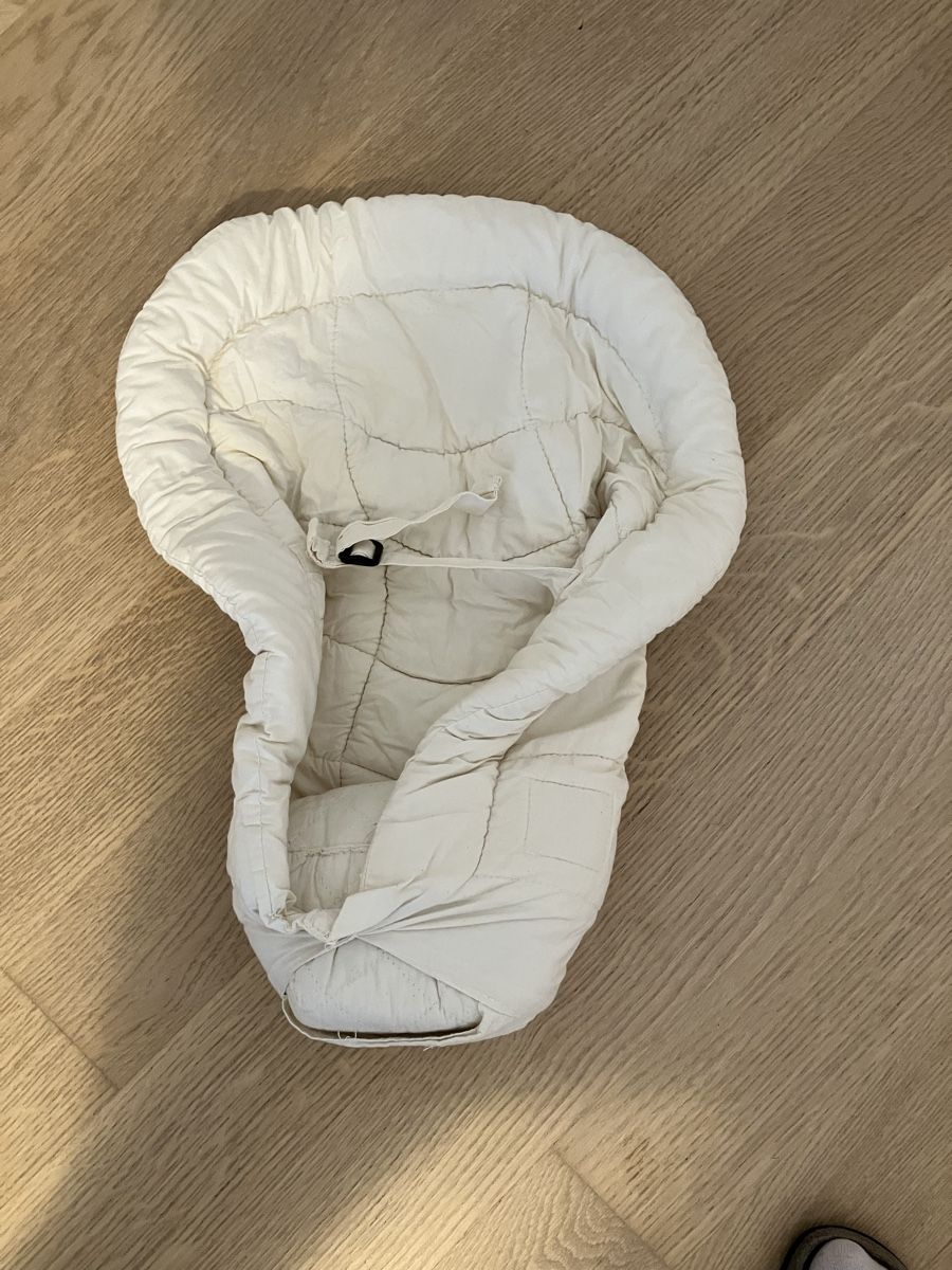 Ergobaby Bauch- & Rückentragen: Ergobaby Newborn-Einsatz – Gebraucht aus Winterthur von ast_796h