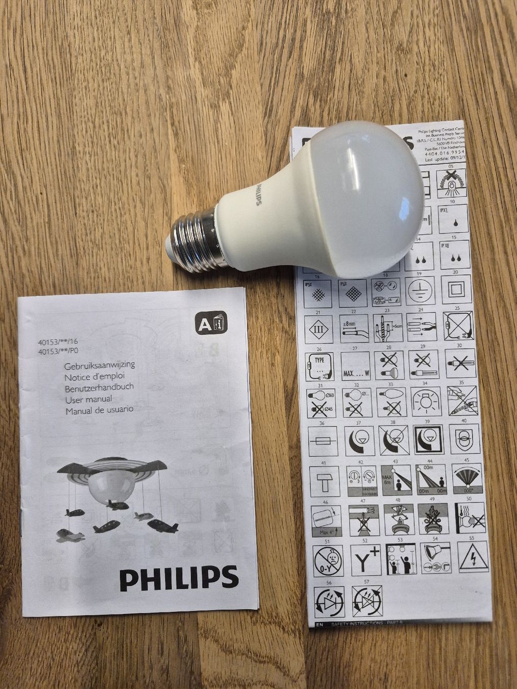 Philips Lampadari & plafoniere: Deckenlampe Flugzeuge Philips inkl. Leuchtmittel – Usato da Bassersdorf venduto da rakuerst 3