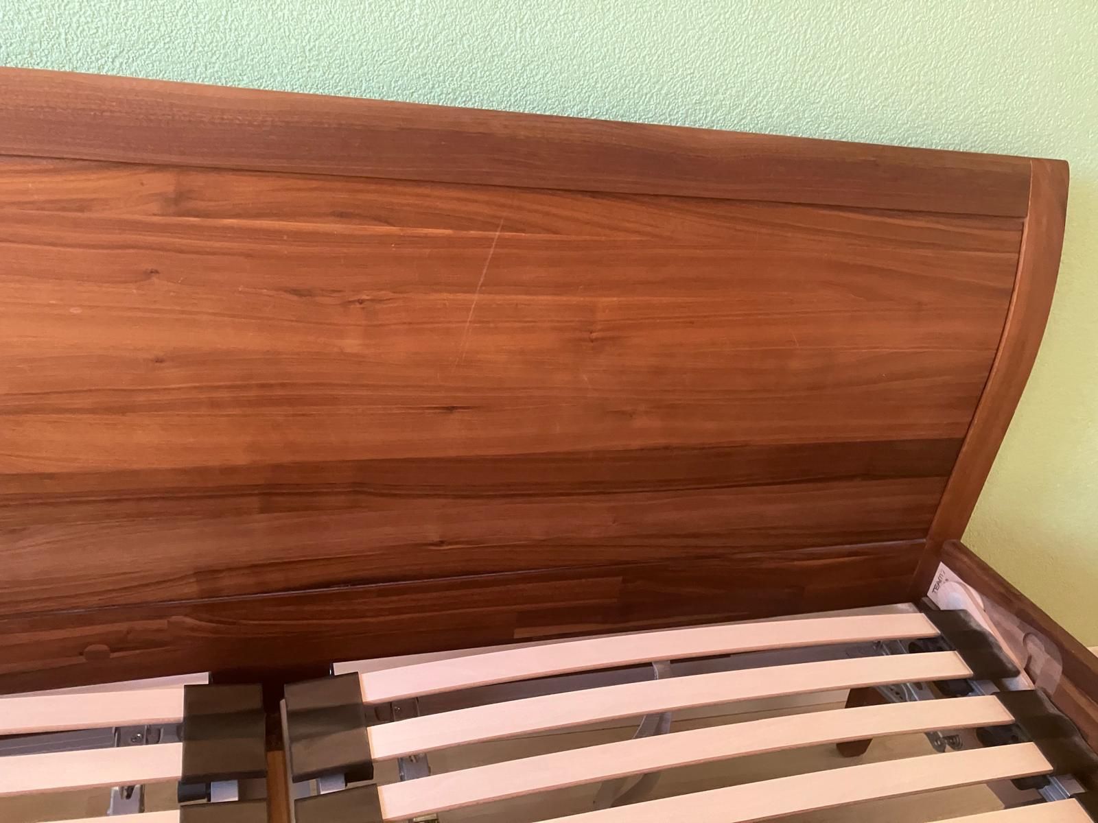 Team7 Letti: Team 7 Designerbett Nussbaum – Usato da Murten venduto da gigi067 1