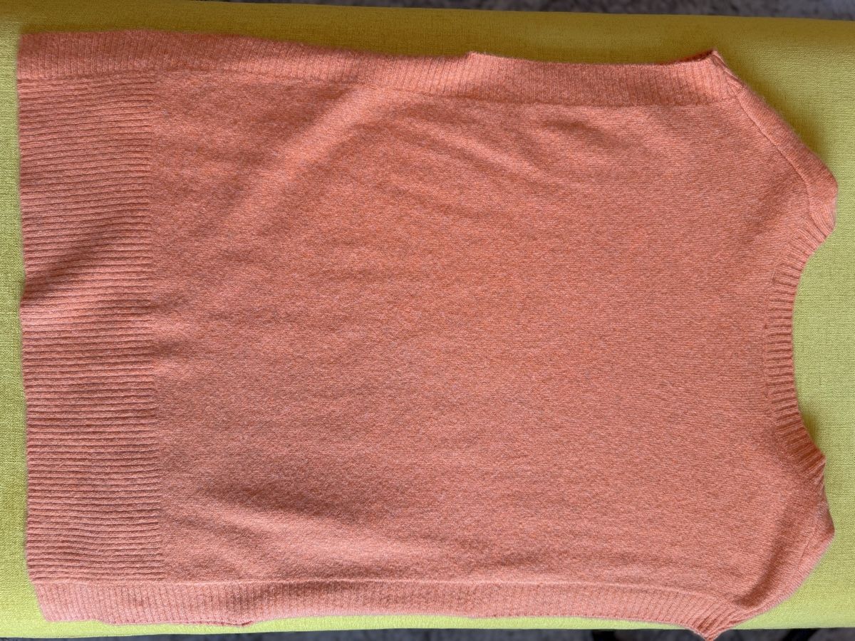 Esprit Pullover & Sweatshirts: Esprit Oversize Pullunder – Neu (gemäss Beschreibung) aus Feusisberg von Mila1122 1