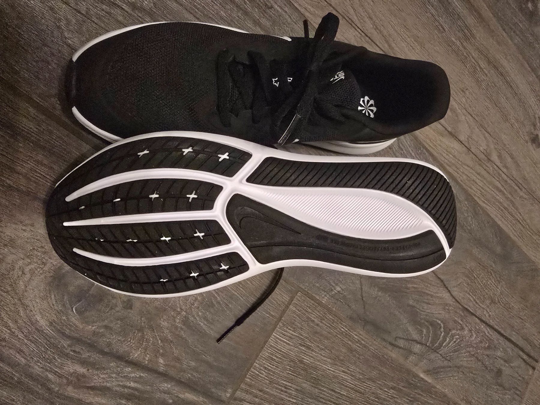 Nike Scarpe da uomo: Nike Star Runner NEU Gr. 39 Laufschuh – Nuovo e nell'imballaggio originale da Wattenwil venduto da Gioia8 2