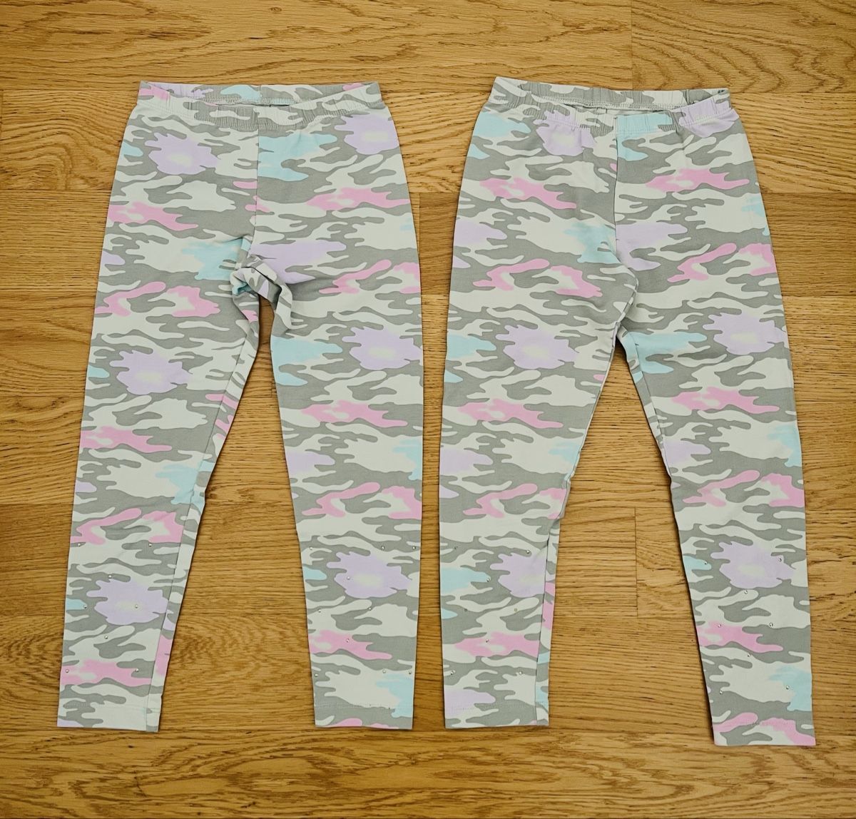 Collant & Leggings: 2 Leggings Taille 116 – Usato da Sion venduto da FashionStore3