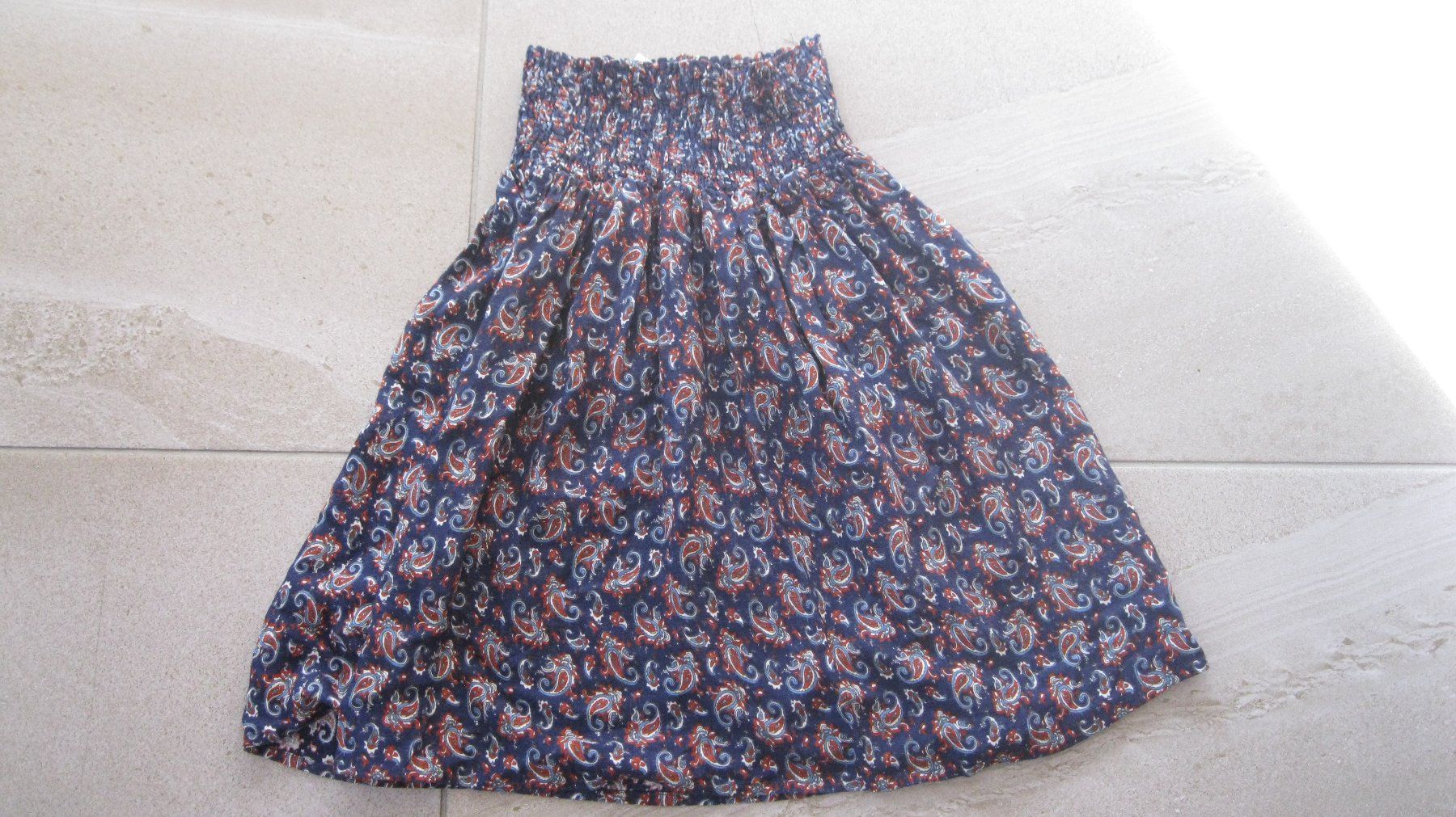 Kleiderpakete & -sets: lot 9 pièces taille 146/152 – Gebraucht aus vouvry von -tivoli- 1