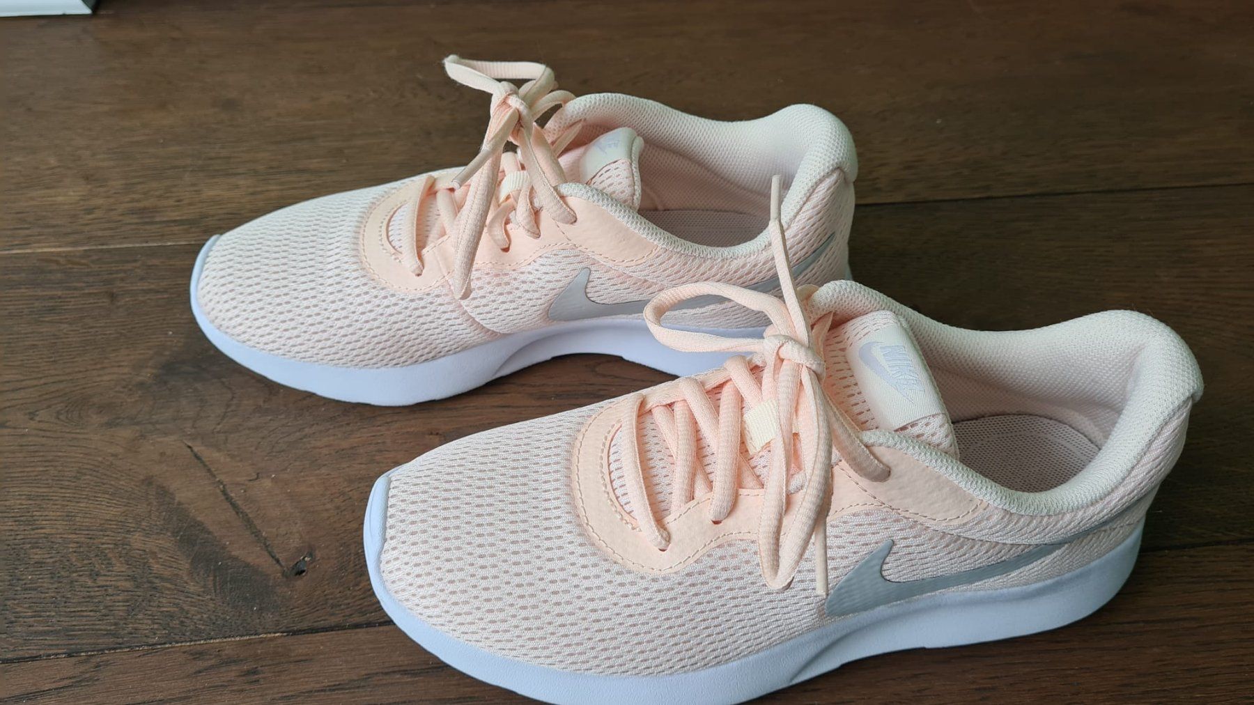 Nike Scarpe da donna: NIKE AIRMAX SNEAKERS NUDE /NP CHF 169.- – Nuovo (secondo la descrizione) da Eschenbach SG venduto da Lady020 2