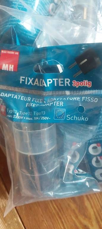 Laufwerke & Adapter: 5 Stück Fixadapter Schuko CEE 7/7 / Typ 13 schwarz – Neu und originalverpackt aus mund von mahaa 2