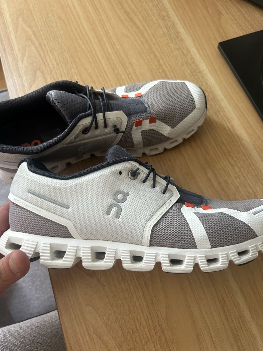 Herrenschuhe: On Cloude 5 / Grösse 44 – Gebraucht aus Derendingen von MiDr