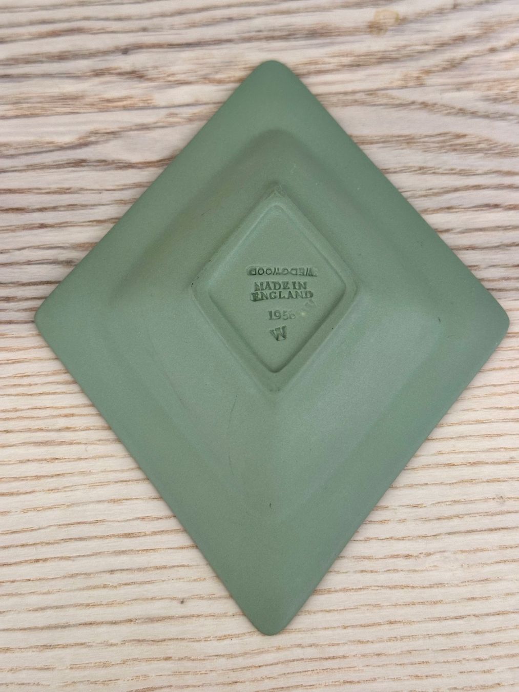 Wedgwood Piatti: Zwei Wedgwood Jasperware Teller – Usato da Onex venduto da Joliechose6 4