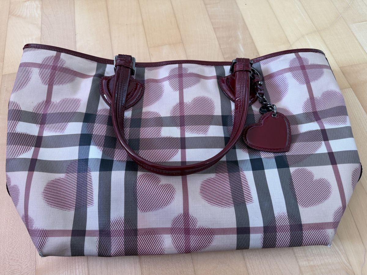 Burberry Taschen für Damen: Burberry Tasche – Gebraucht aus Schindellegi von soleya 1