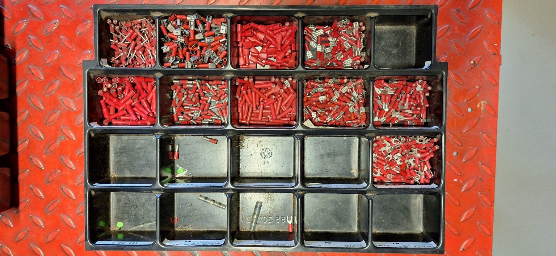 Componenti elettronici: Quetsch-Verbinder ROT – Nuovo (secondo la descrizione) da Brittnau venduto da swissboost