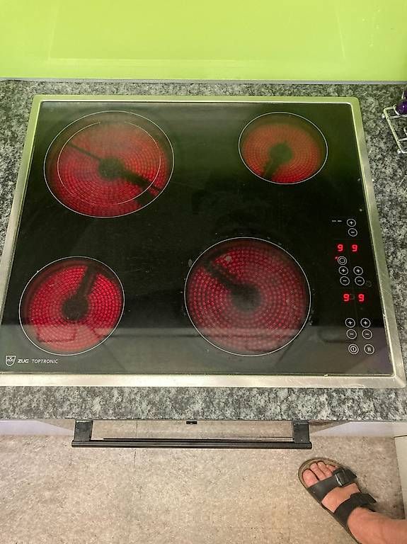 V-Zug Cucine complete: Küche mit Granitabdeckung – Usato da willisau venduto da buddali 2
