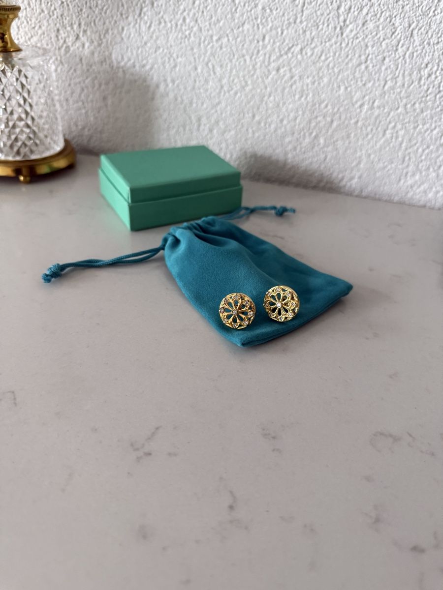 Ohrringe & -stecker: Elegante Ohrstecker, Gold Optik - neu – Neu und originalverpackt aus Zug von Leerminschrank
