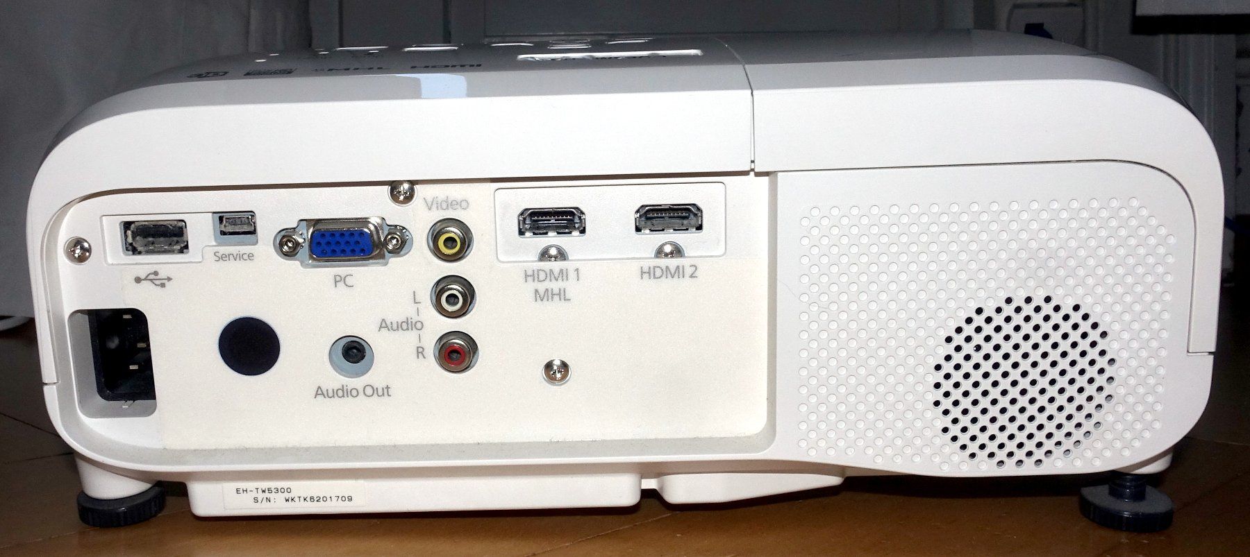 Epson Videoprojektoren: Epson Beamer EH-TW5300 – Gebraucht aus Winterthur von Phicardo 4