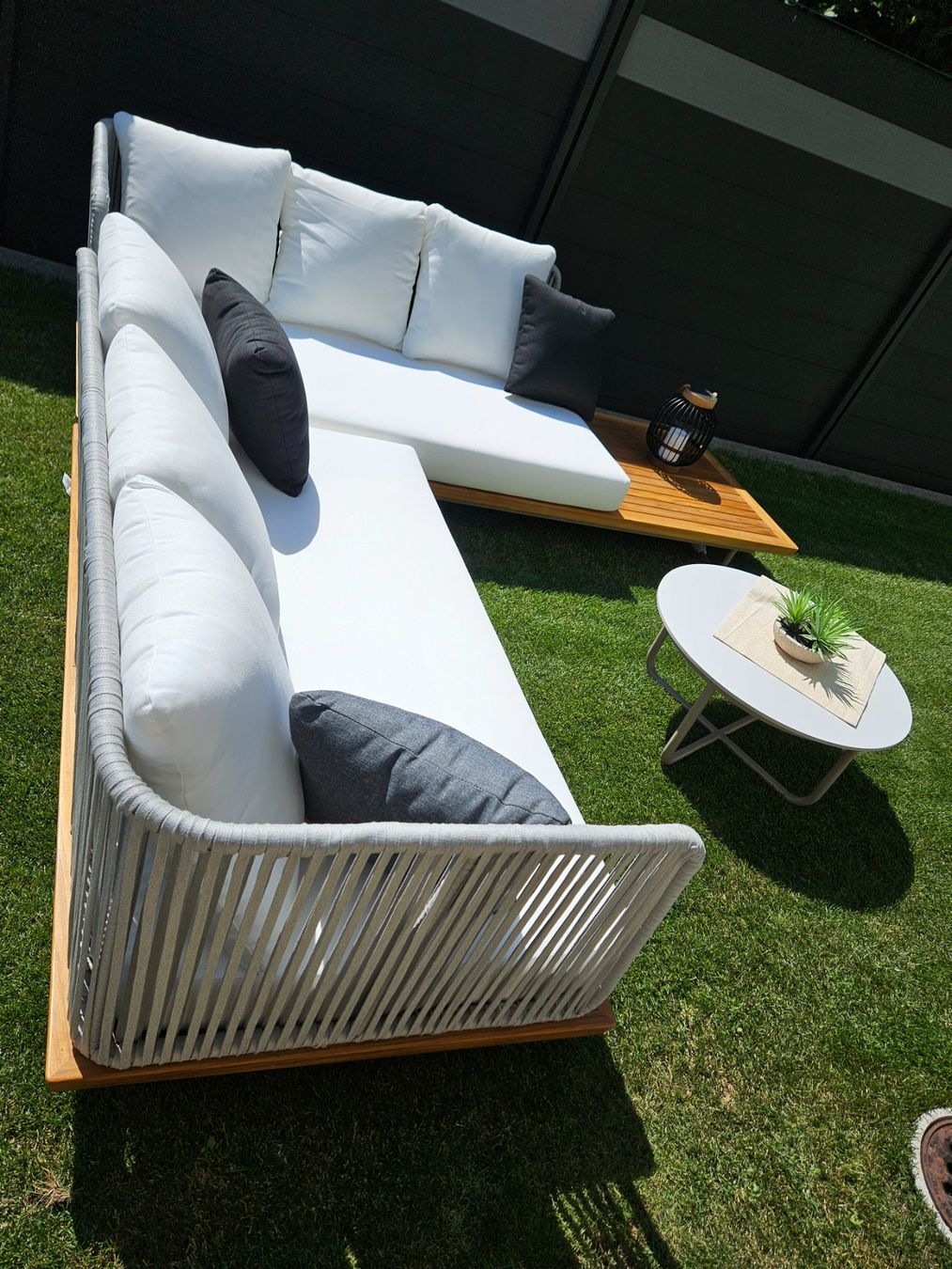 Sofas: Lounge – Neu und originalverpackt aus Bünzen von nad_8552 2