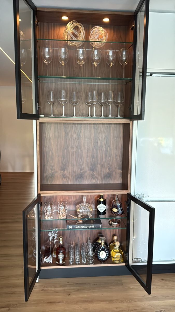Komplettküchen: Möbel Küche oder Bar  – Neu (gemäss Beschreibung) aus Luzern von FelixHelder 1