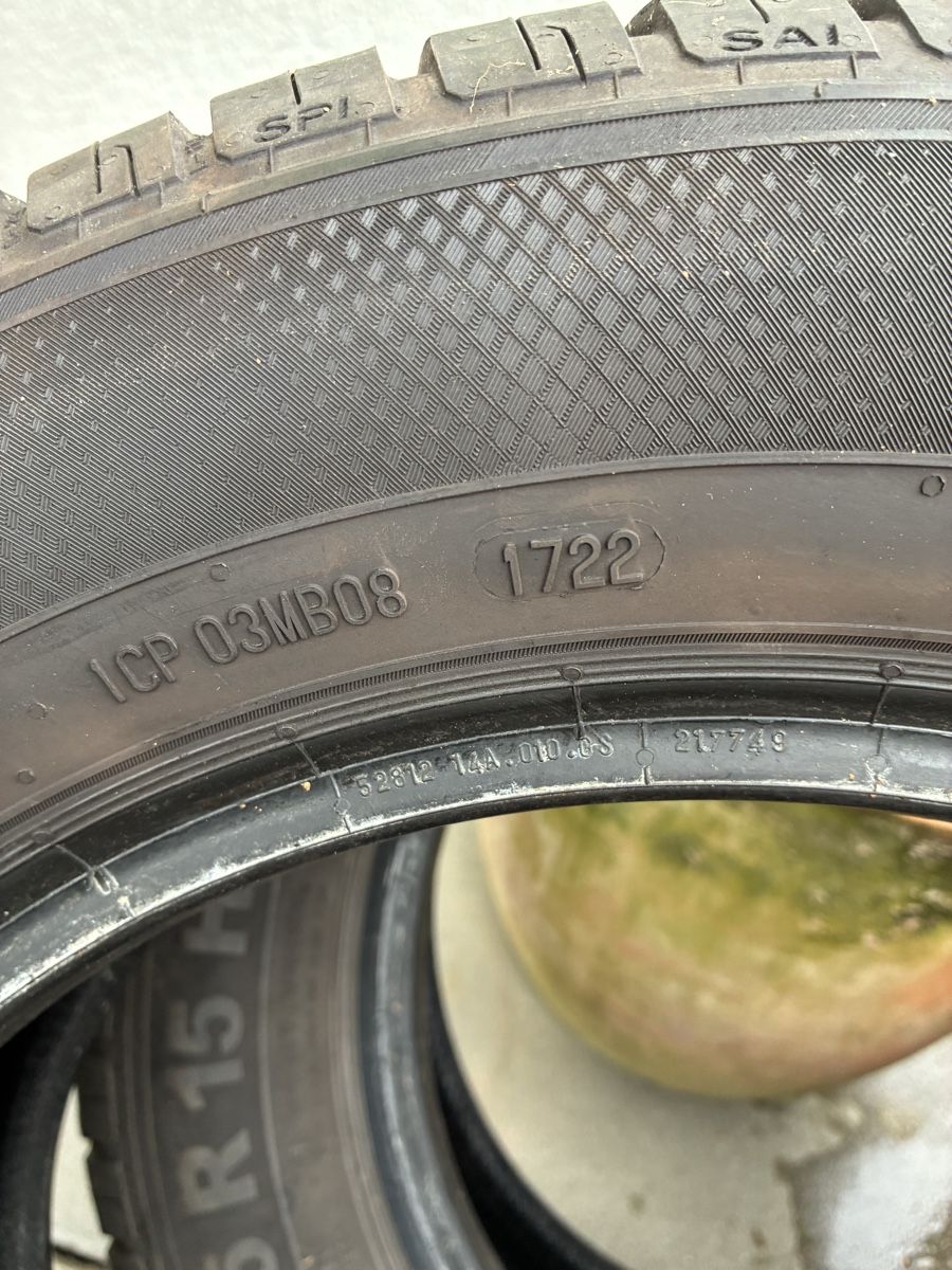 Altro in Scrittura & Disegno: 4 Pneumatici Estivi 185/65 R15 - Semperit e Continental – Usato da Lyss venduto da savisan 2
