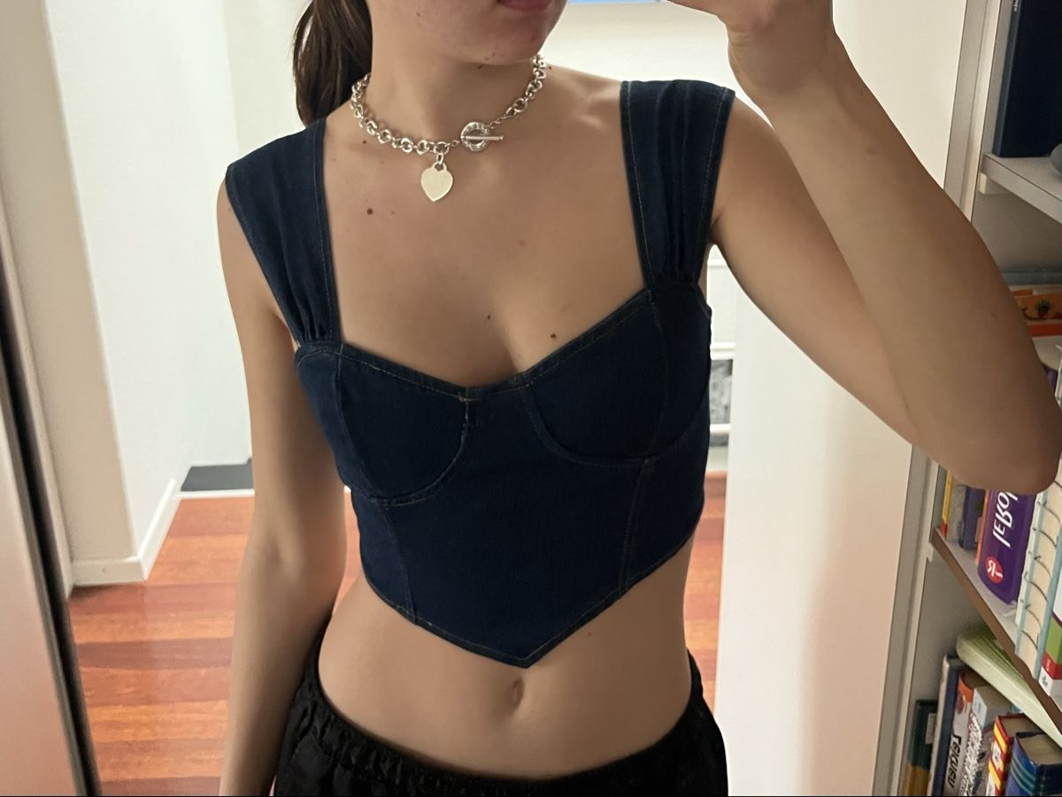 Top: Denim Bustier Top – Usato da Cham venduto da max_q5dz