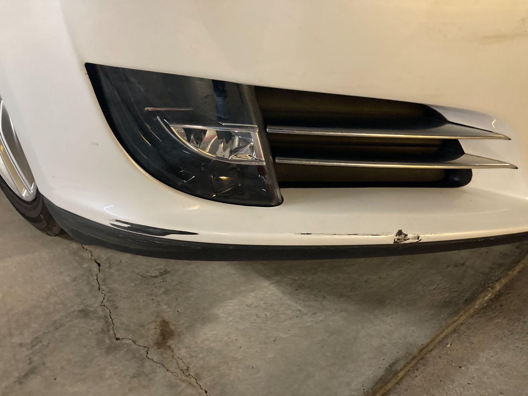 Tesla Automobili: TESLA  Model S 85 – Usato da Mettmenstetten venduto da Piebald 2