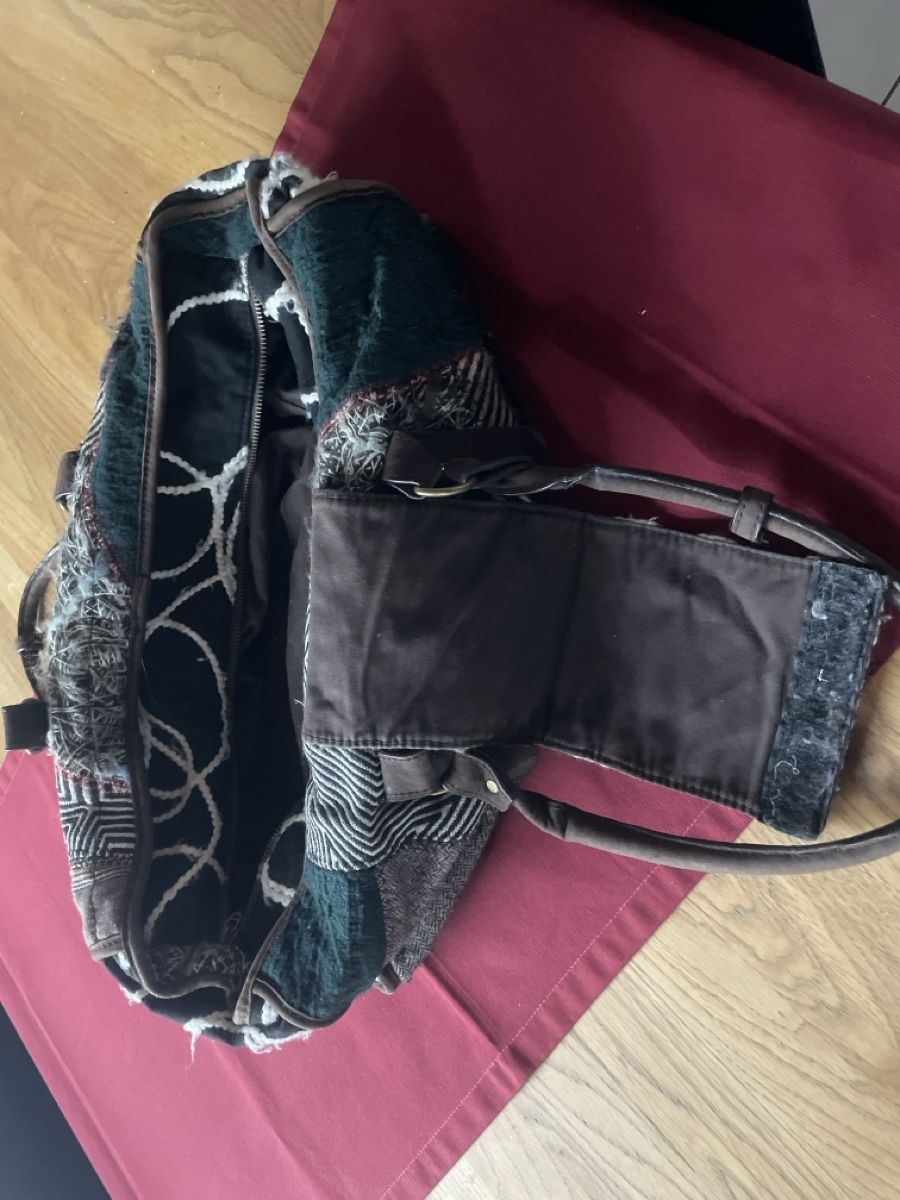 Desigual Borse da donna: Desigual Stoffumhängetasche – Usato da Zizers venduto da Hallab 2