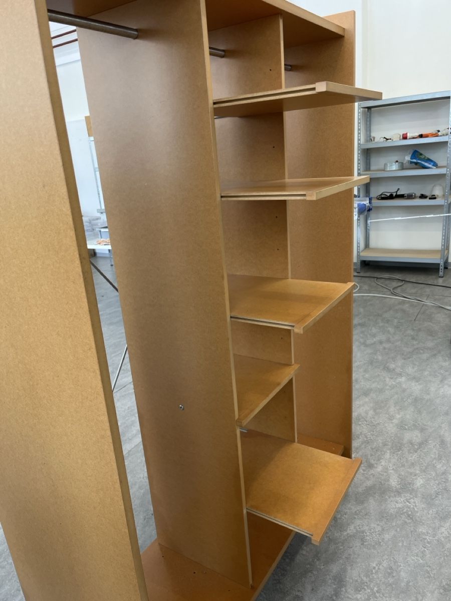 Guardaroba: Design Garderobe auf Rollen – Usato da Illnau venduto da flamingo007 2