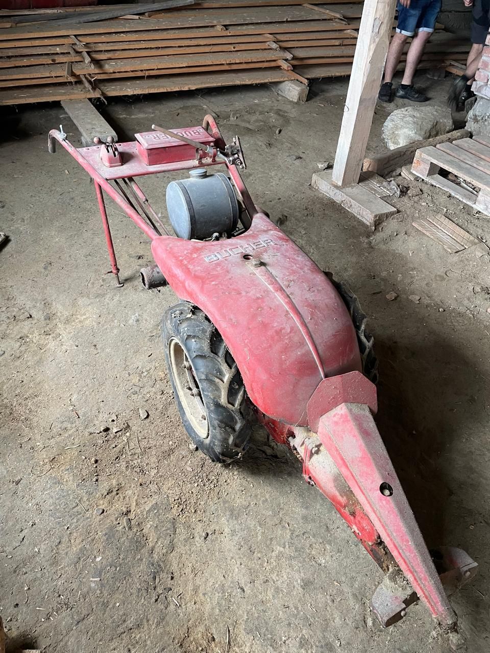 Bucher Trattori: BUCHER-GUYER Maschine 1958 – Difettoso da Schellenberg venduto da wohlfab