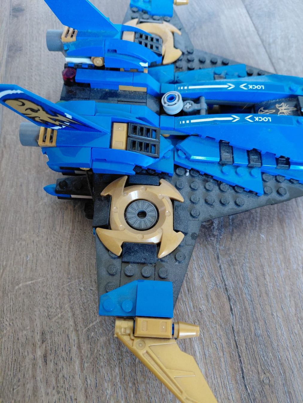 Lego Spielzeuge: LEGO Ninjago 70668 : Le Super Jet de Jay – Gebraucht aus Eschert von elleajis 1
