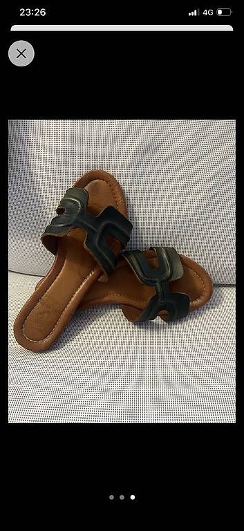 Scarpe da donna: Leder-Pantoletten Gr. 38  Dunkelgrün – Usato da Rorschach venduto da Lauraq12 2