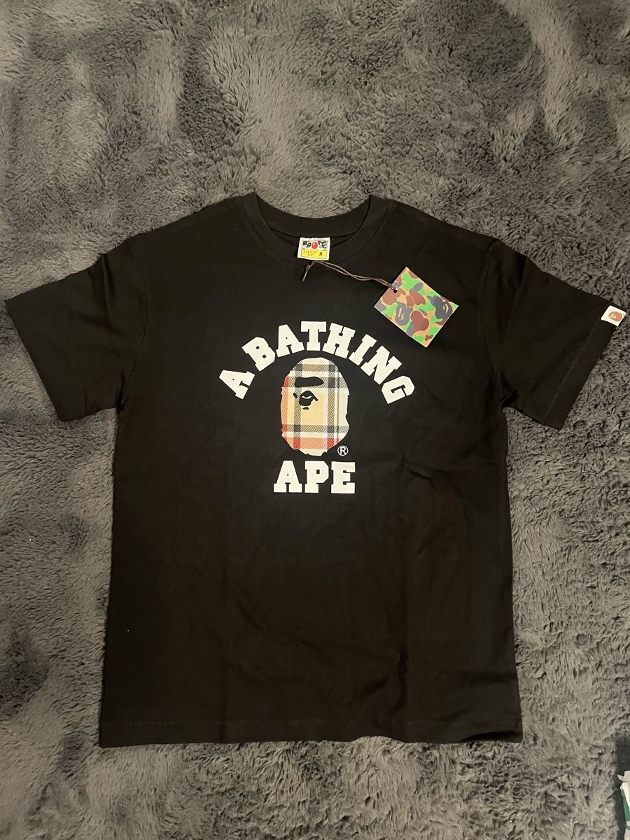 Bape T-shirts: Bape T-shirt – Neuf avec emballage d'origine à Oberkirch LU par Giudici-Hess
