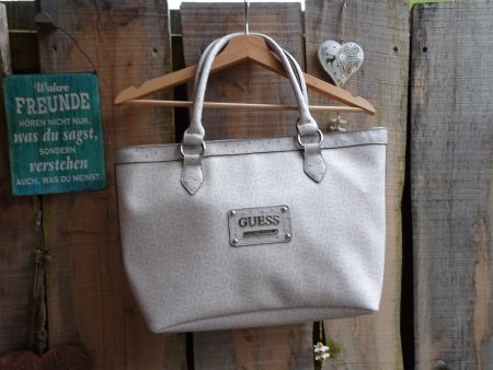 Neuwertige Guess Est 1981 Tasche hellbeige - 250203