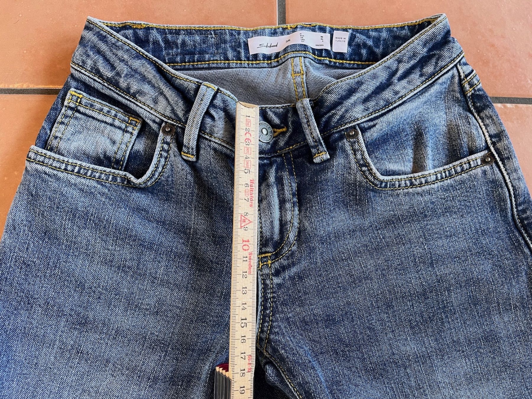 Jeans: Jeans Subdued Taille 32 – Neuf (Voir description) à Eclépens par meegogeem 2