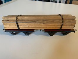 2 Antike Holzwagen mit Ladegut, Spur 0