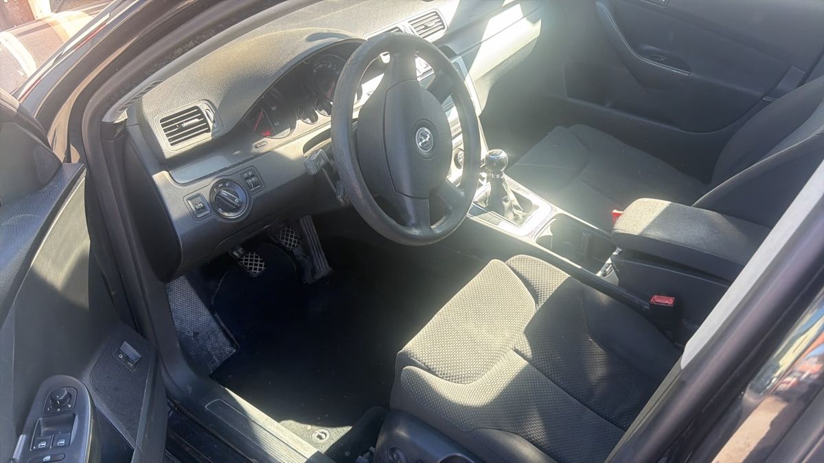 VW Automobili: Vw Passat 2.0 TDI – Usato da Bellach venduto da nik_rq6k 3