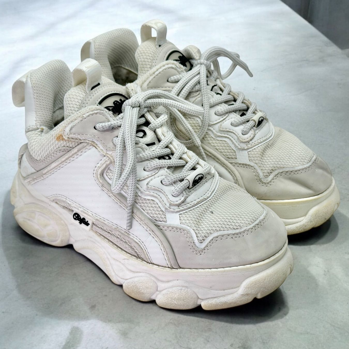 Buffalo Damenschuhe: Buffalo Baskets Cld Chai Vegan. Pointure 37 – Gebraucht aus Morges von Auct