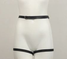 Schwarzer Harness Body Gurt mit Schleifen,