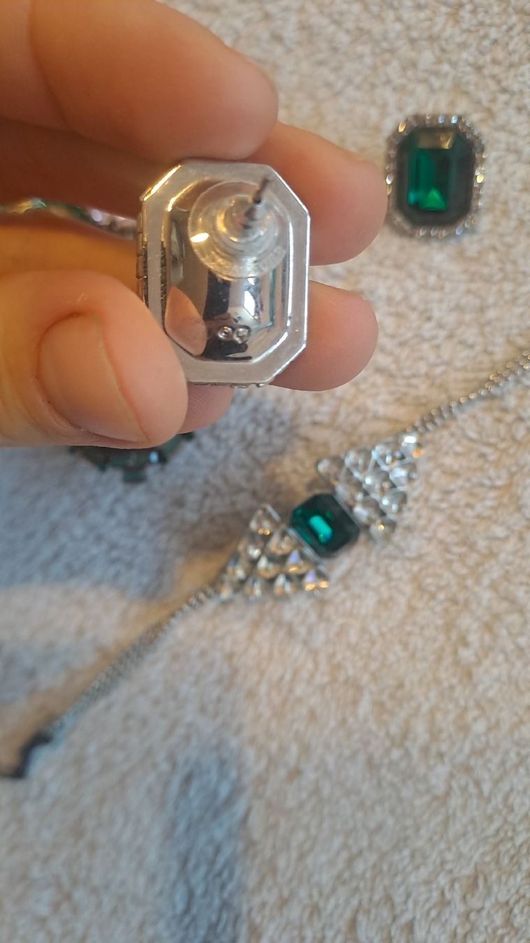 Swarovski Sonstiger Schmuck: Set de bijoux, Svarowski, état  neuf – Neu (gemäss Beschreibung) aus Bernex von Dariafr 1