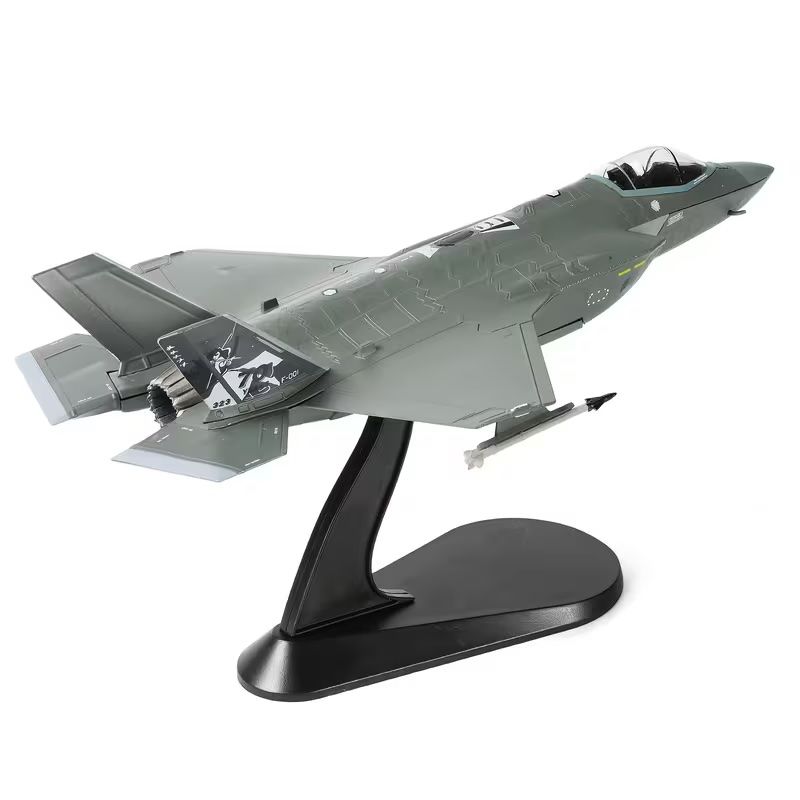 Kits de montage: F-35A Lightning II 'Artemis' Lockheed Martin - Replik 1:72 – Neuf (Voir description) à Hünenberg See par Rroger911 6