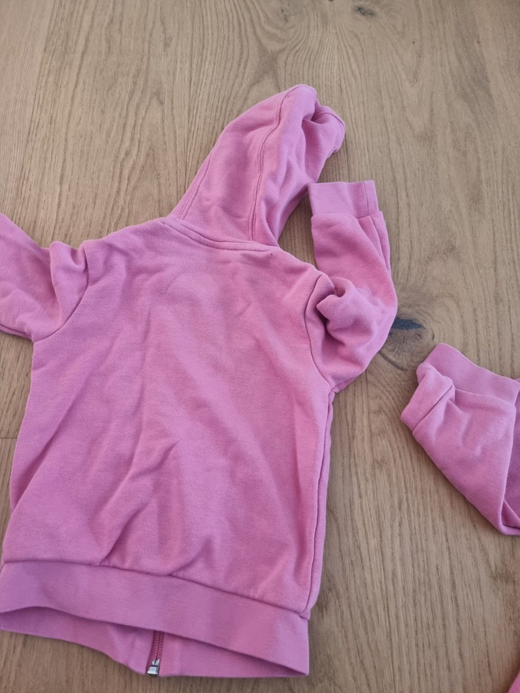 Adidas Lotti & Set di vestiti: Trainingsanzug Adidas, 86 – Usato da Buttikon SZ venduto da Limo180 3