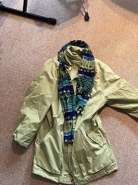 Vestes: Frühlings tauglich  – D'occasion à Baden par sylivianne 4