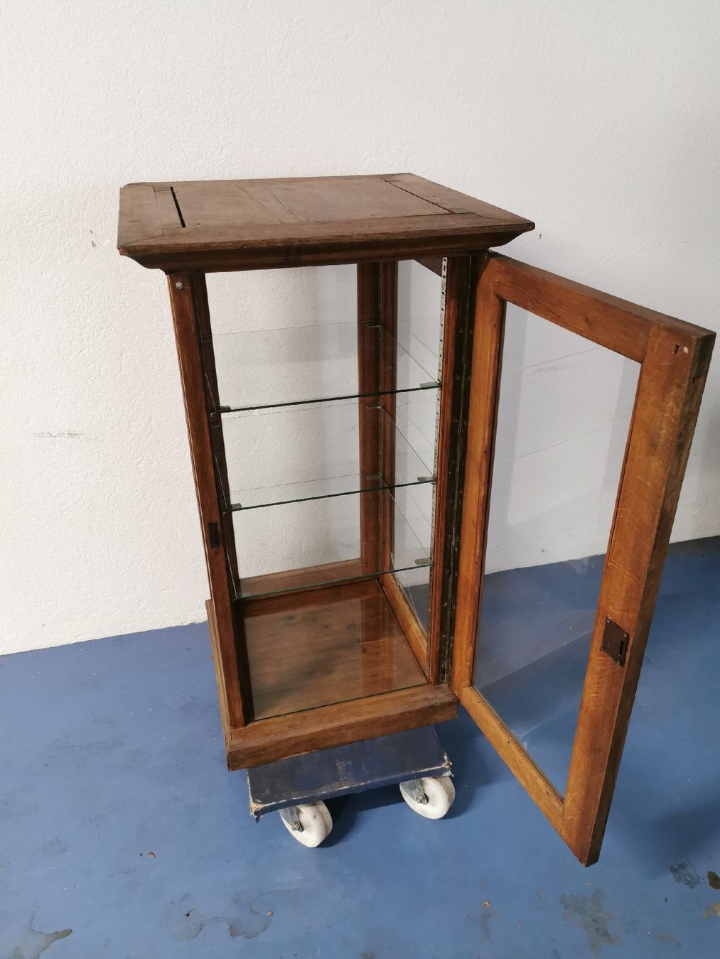 Vetrine: Antike Vitrine – Usato da Buchrain venduto da Blue_Marlin 6