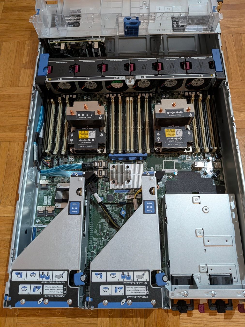 Hewlett Packard Server: HPE ProLiant DL380 G10 Server – Gebraucht aus Amriswil von hardware_uschi
