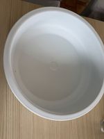 Plat blanc diam. 32 cm bon état