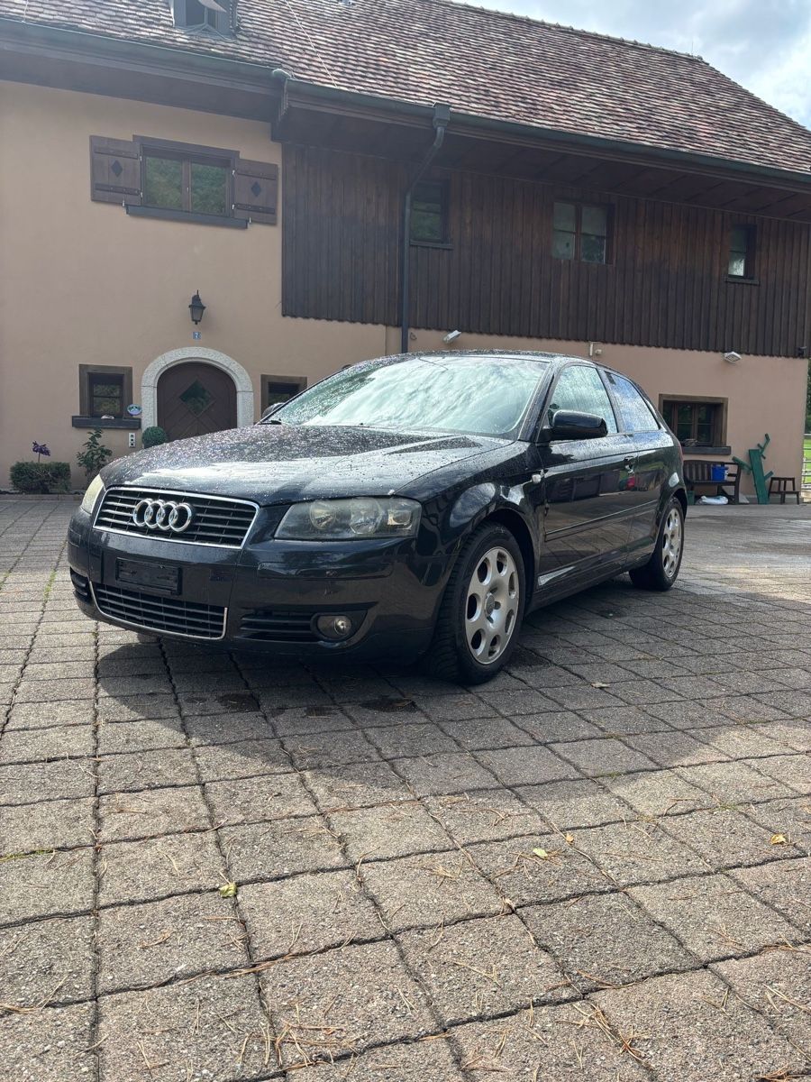 Audi Autos: Audi A3 2.0FSI – Défectueux à Zürich par YarosBaros 1