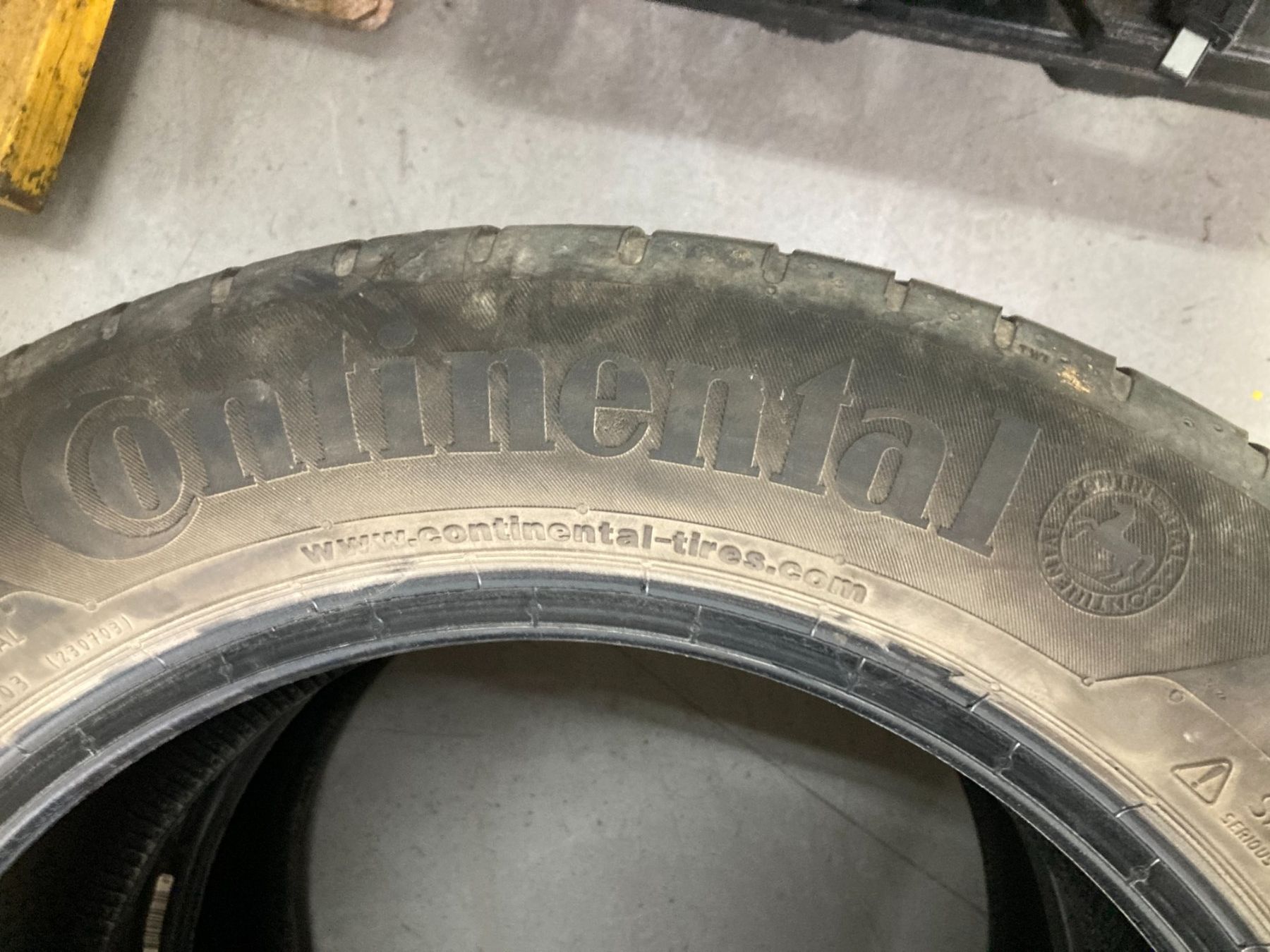Continental Pneumatici & Ruote complete: 205/55R16 Sommerpneu Continental – Usato da Cham venduto da WB2223 4