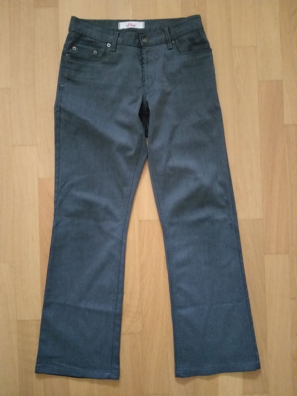 S.Oliver Jeans: S. OLIVER Jeans taille / Grosse 31 – D'occasion à Cossonay-ville par Super-Price-Quality