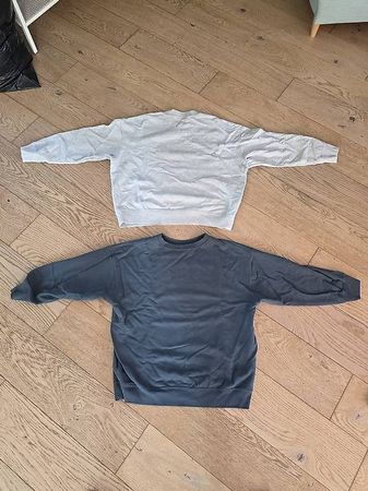 Verkaufe 2 Original "Uniqlo"-Pullover in der Grösse L!