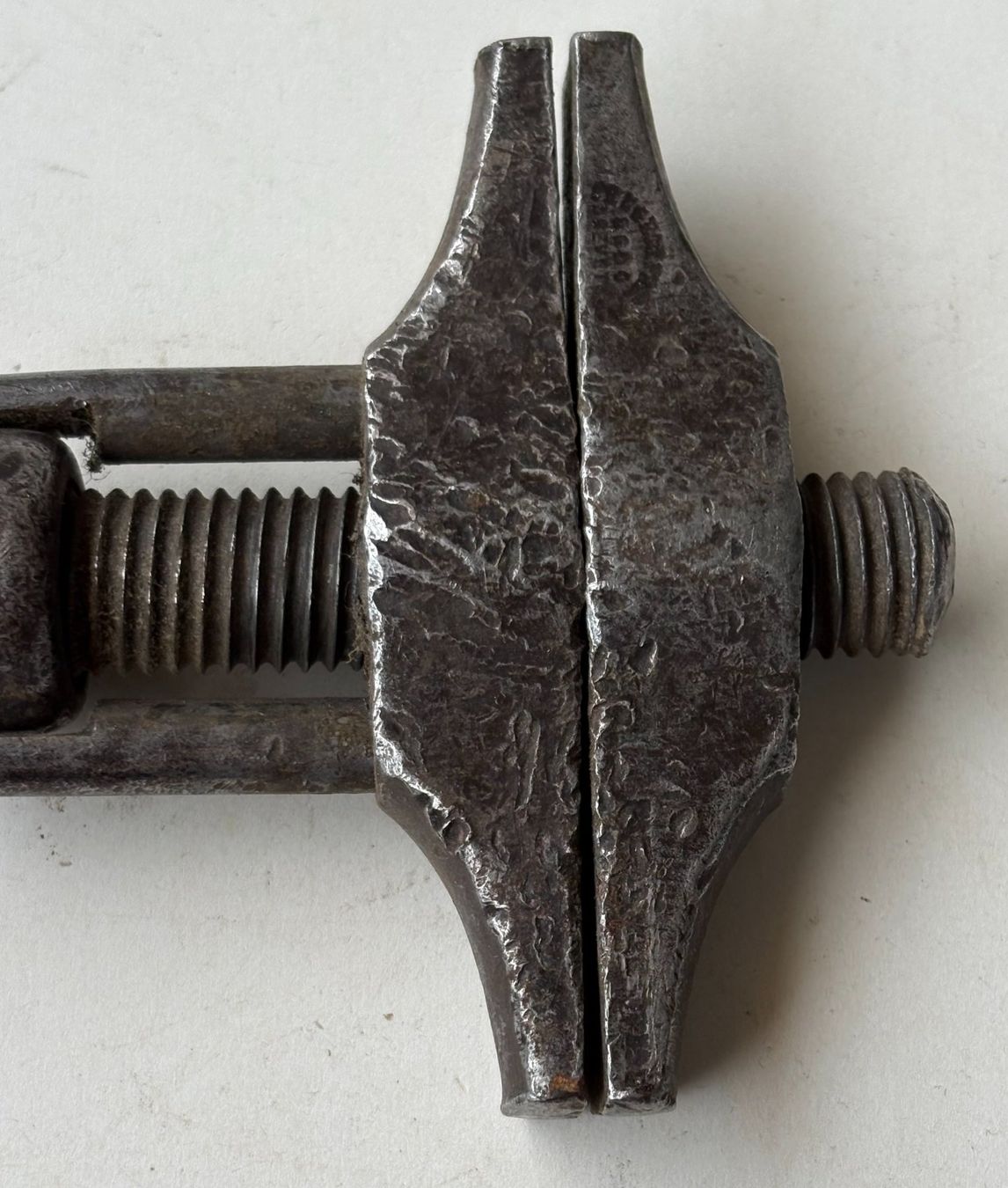 Tous les outils: ANTIKES WERKZEUG MIT PUNZE – D'occasion à Ostermundigen par wini63 2