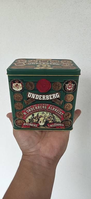 Tutte le decorazioni: 13 Antike Underberg mit Schachtel – Usato da Pfaffnau venduto da Hawaiano 1