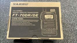 Yaesu Ft-70DR/DE