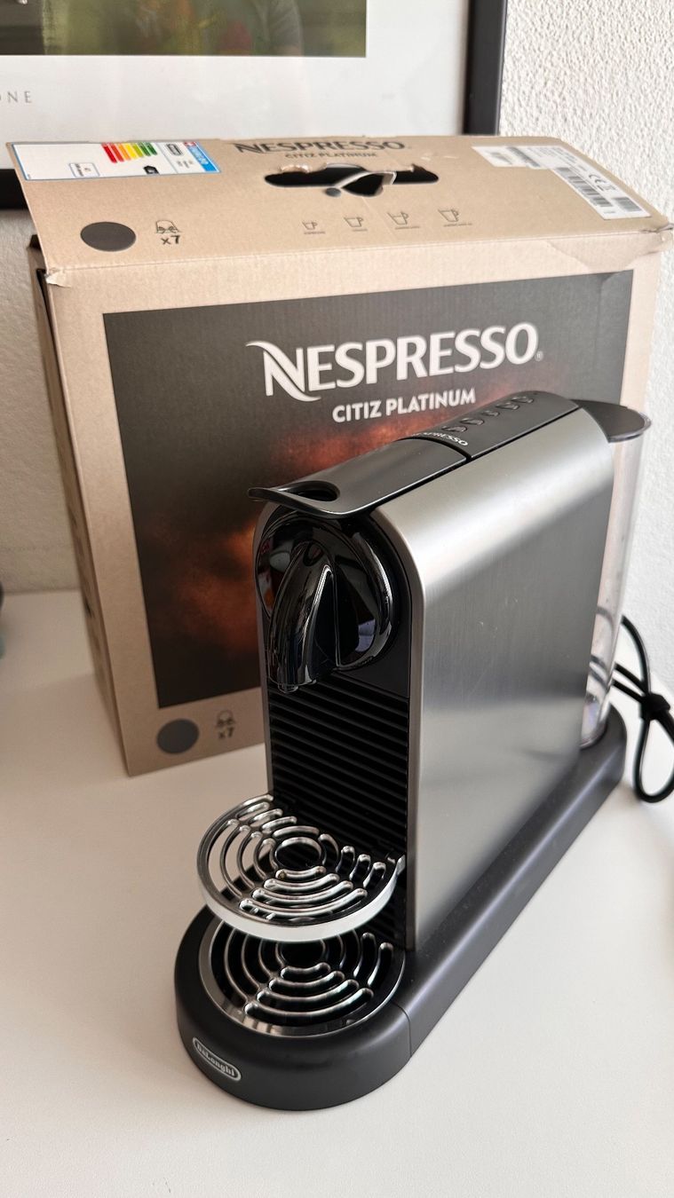 De'Longhi Macchine per caffè & Macchine per espresso: Nespresso CitiZ Platinum Kapselmaschine – Usato da Winterthur venduto da Iryna_Valerii